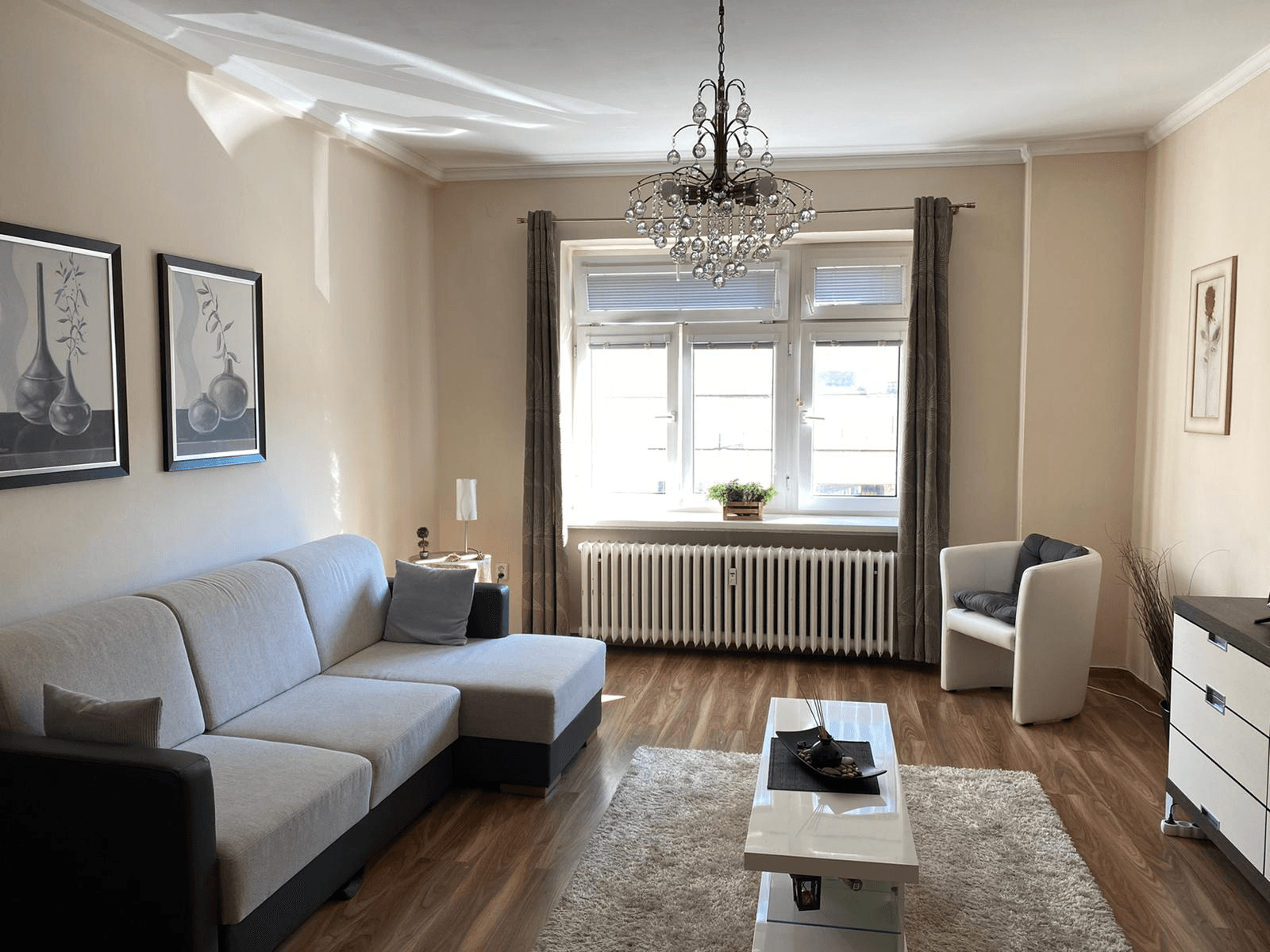 4 bedroom flat to rent, 100 m², Rajská, Bratislava - mestská časť Staré Mesto, Bratislavský Region 4 bedroom flat to rent, 100 m², Rajská, Bratislava - mestská časť Staré Mesto, Bratislavský Region