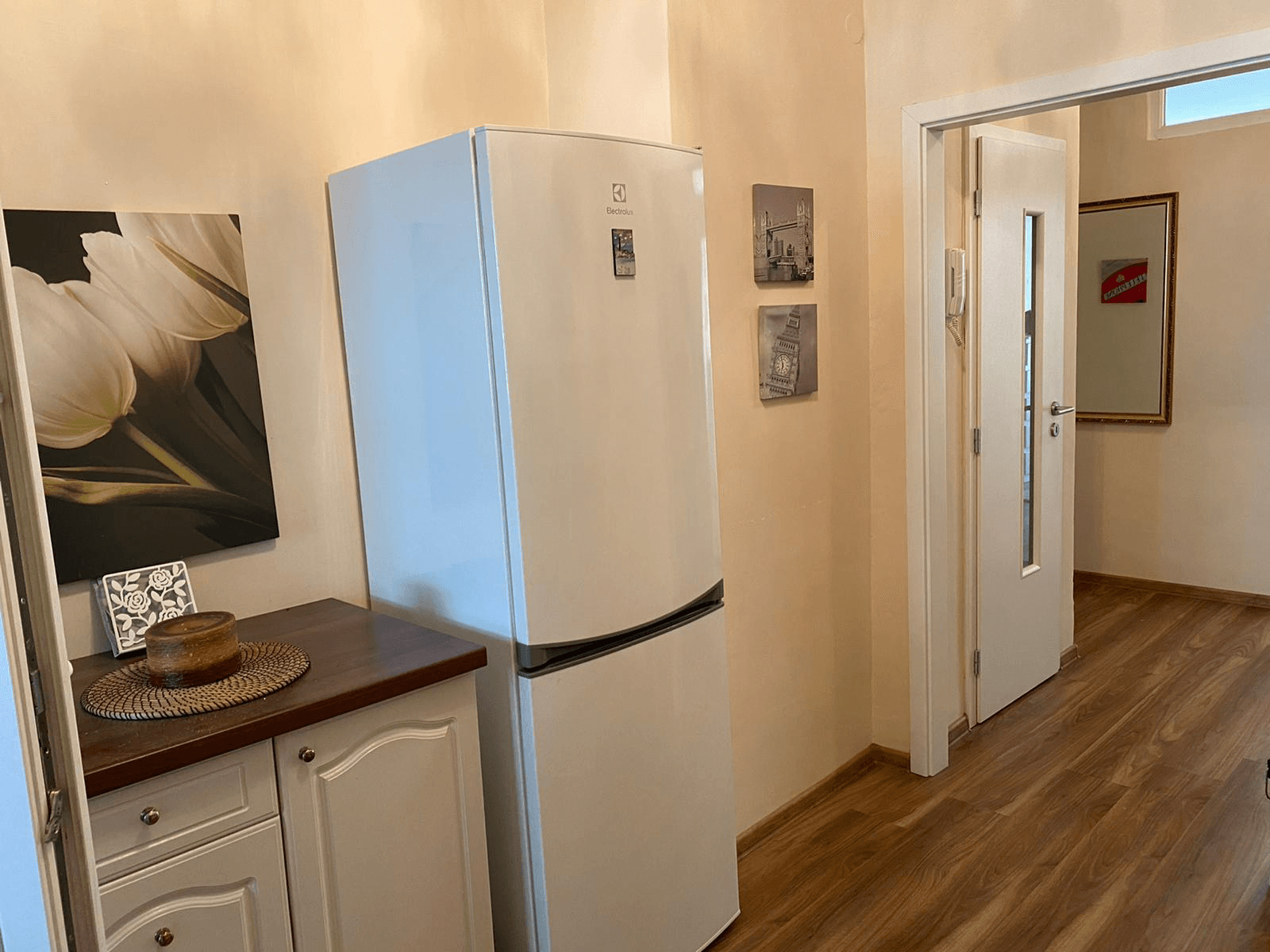 4 bedroom flat to rent, 100 m², Rajská, Bratislava - mestská časť Staré Mesto, Bratislavský Region 4 bedroom flat to rent, 100 m², Rajská, Bratislava - mestská časť Staré Mesto, Bratislavský Region