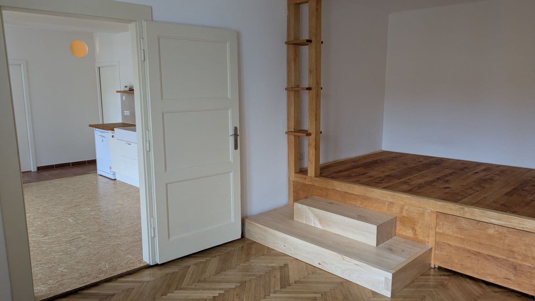1 bedroom with open-plan kitchen flat to rent, 64 m², Biskupcova, Prague, Prague 1 bedroom with open-plan kitchen flat to rent, 64 m², Biskupcova, Prague, Prague