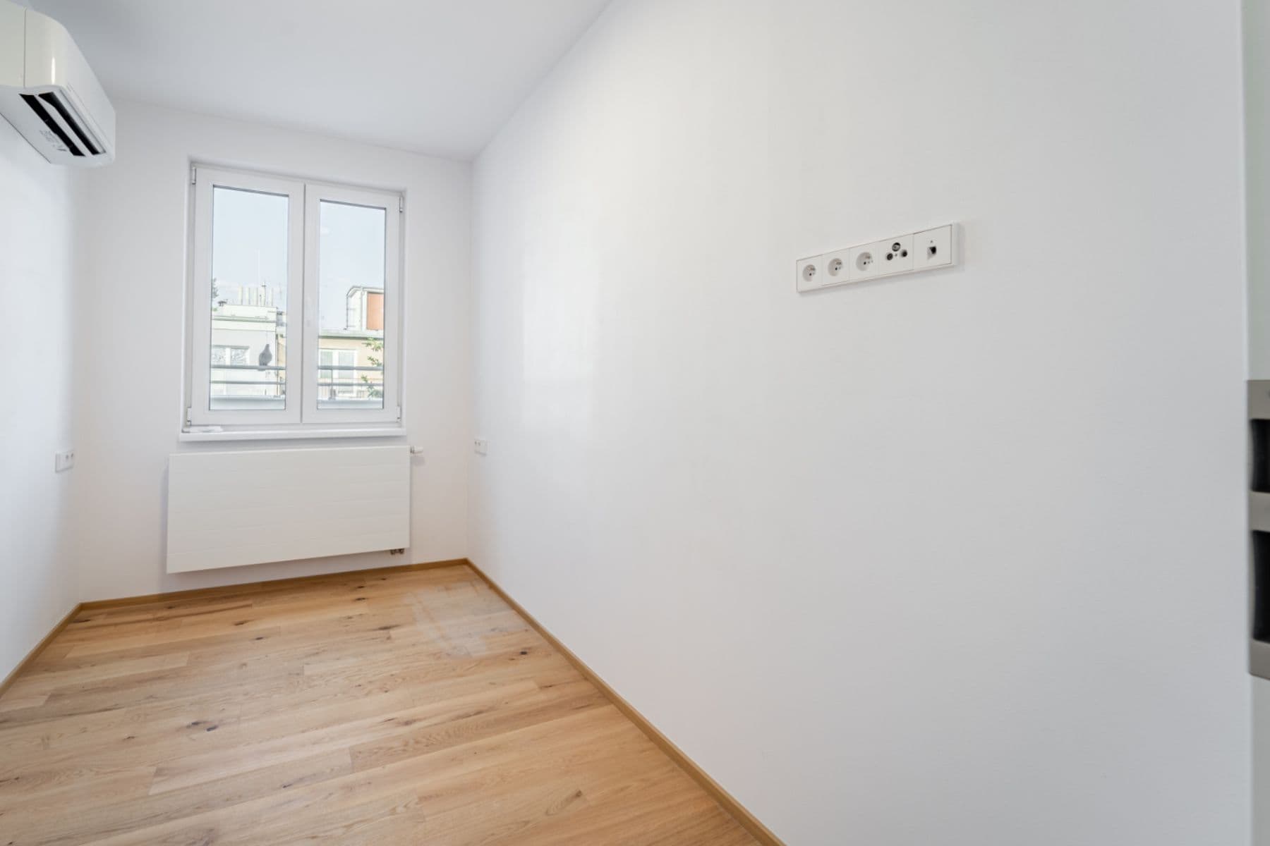 1 bedroom with open-plan kitchen flat to rent, 30 m², Pod Drinopolem, Prague, Prague 1 bedroom with open-plan kitchen flat to rent, 30 m², Pod Drinopolem, Prague, Prague