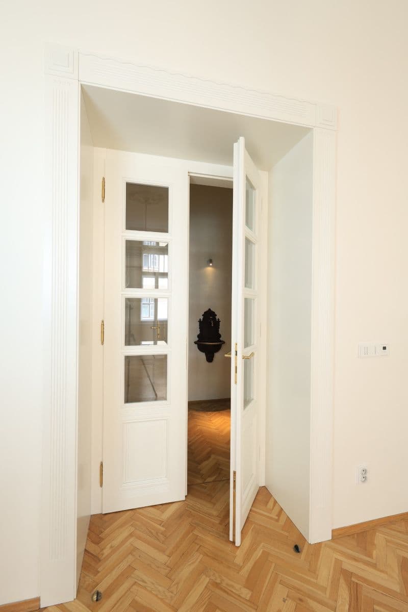 2 bedroom with open-plan kitchen flat for sale, 75 m², Jirečkova, Prague, Prague 2 bedroom with open-plan kitchen flat for sale, 75 m², Jirečkova, Prague, Prague