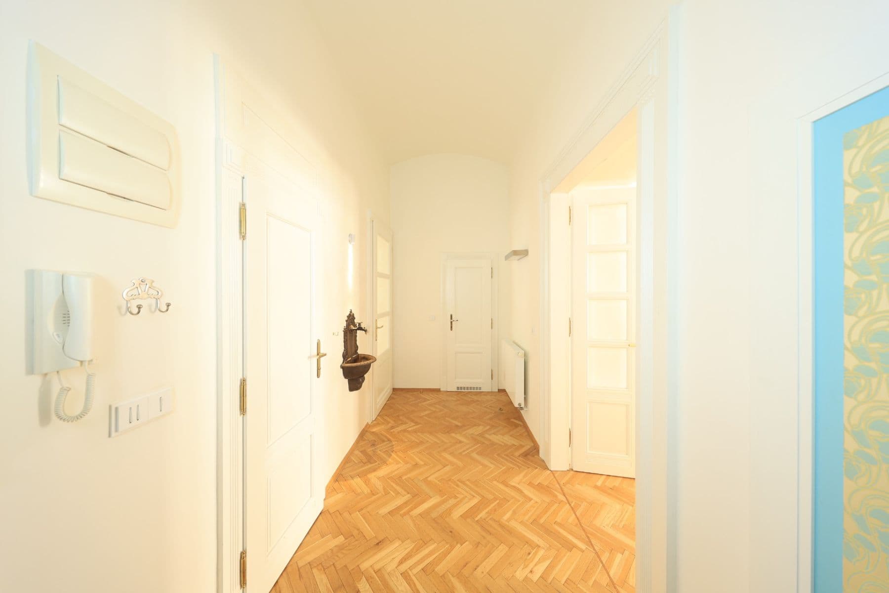 2 bedroom with open-plan kitchen flat for sale, 75 m², Jirečkova, Prague, Prague 2 bedroom with open-plan kitchen flat for sale, 75 m², Jirečkova, Prague, Prague