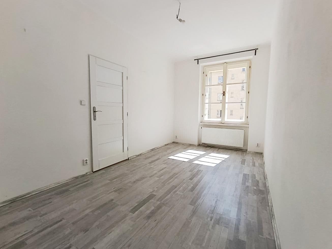 1 bedroom with open-plan kitchen flat to rent, 38 m², Žerotínova, Prague, Prague 1 bedroom with open-plan kitchen flat to rent, 38 m², Žerotínova, Prague, Prague