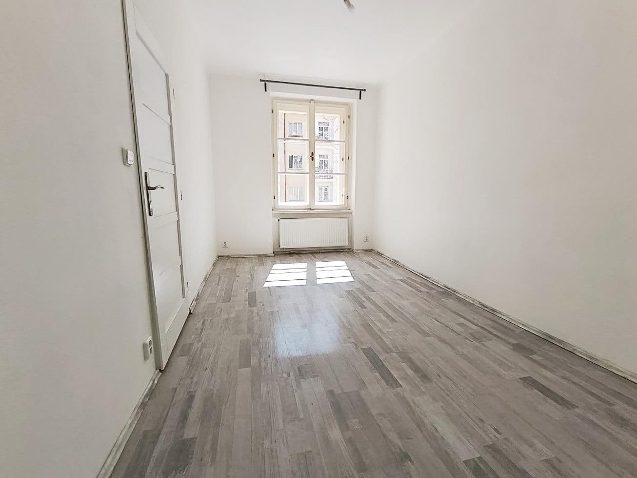 1 bedroom with open-plan kitchen flat to rent, 38 m², Žerotínova, Prague, Prague 1 bedroom with open-plan kitchen flat to rent, 38 m², Žerotínova, Prague, Prague