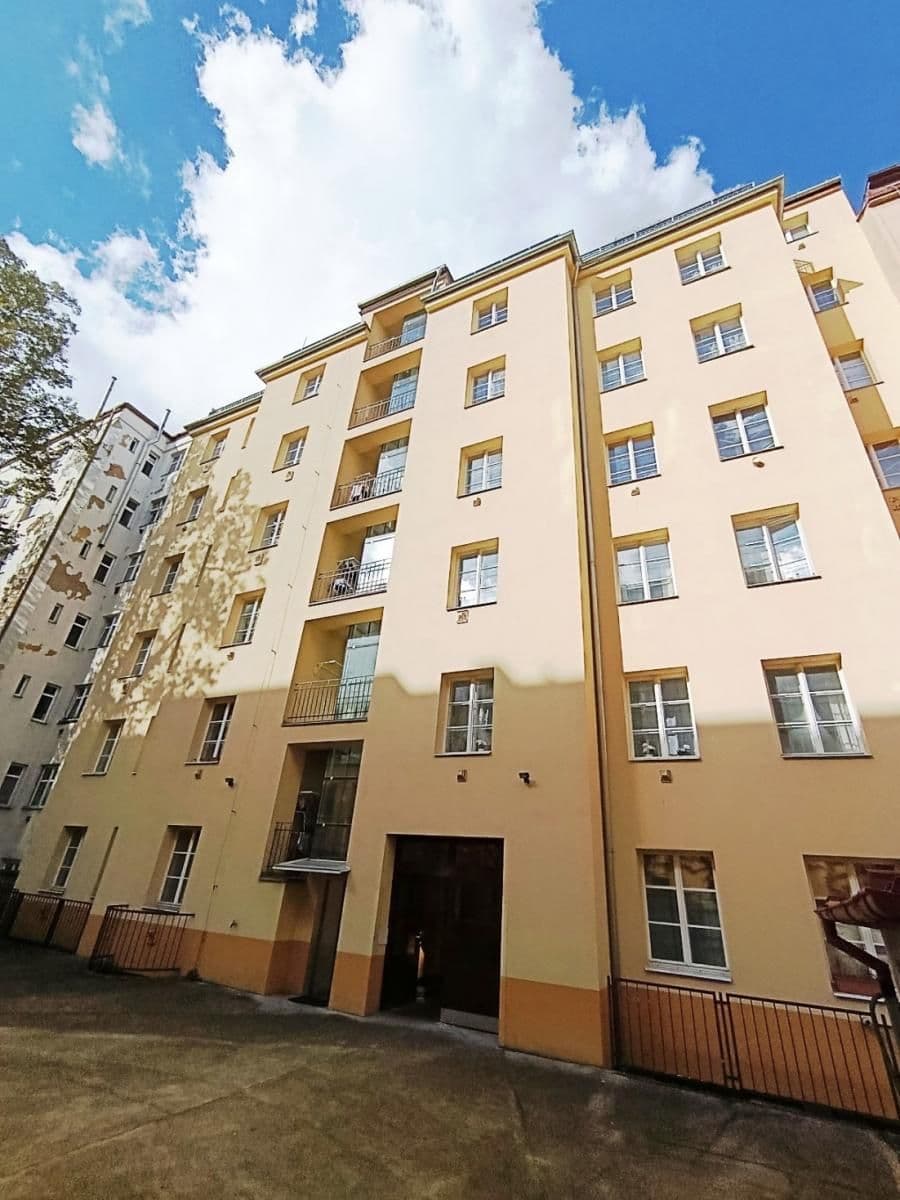 1 bedroom with open-plan kitchen flat to rent, 38 m², Žerotínova, Prague, Prague 1 bedroom with open-plan kitchen flat to rent, 38 m², Žerotínova, Prague, Prague