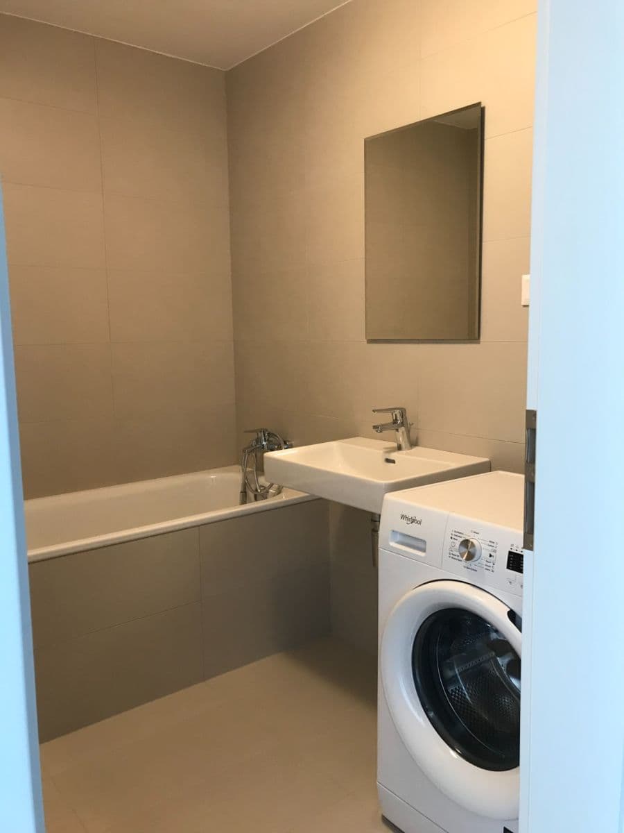 2 bedroom with open-plan kitchen flat to rent, 76 m², Pechmanových, Prague, Prague 2 bedroom with open-plan kitchen flat to rent, 76 m², Pechmanových, Prague, Prague
