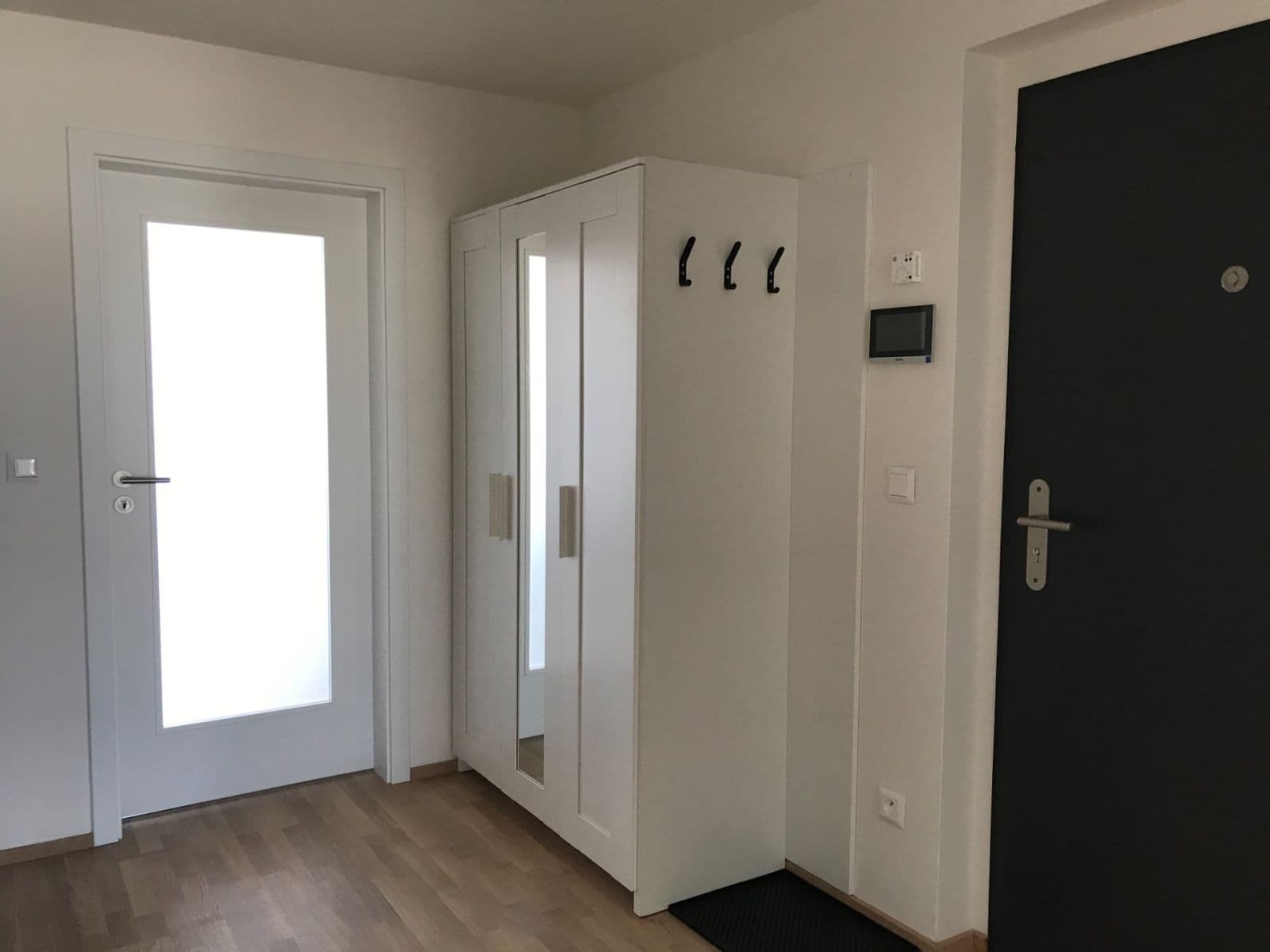 2 bedroom with open-plan kitchen flat to rent, 76 m², Pechmanových, Prague, Prague 2 bedroom with open-plan kitchen flat to rent, 76 m², Pechmanových, Prague, Prague