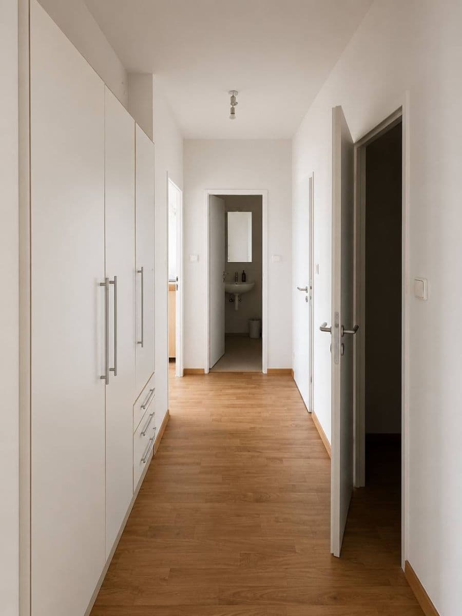 3 bedroom flat to rent, 76 m², Pod Strání, Prague, Prague 3 bedroom flat to rent, 76 m², Pod Strání, Prague, Prague