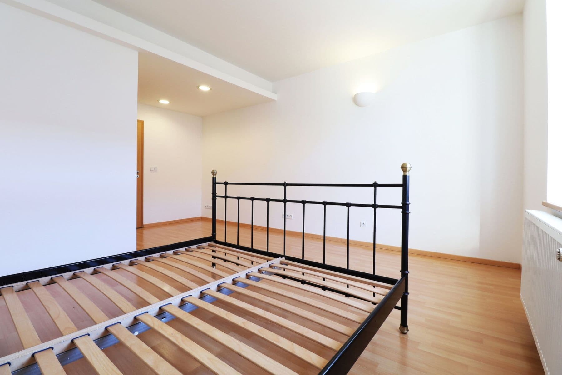 1 bedroom with open-plan kitchen flat to rent, 78 m², Dělnická, Prague, Prague 1 bedroom with open-plan kitchen flat to rent, 78 m², Dělnická, Prague, Prague