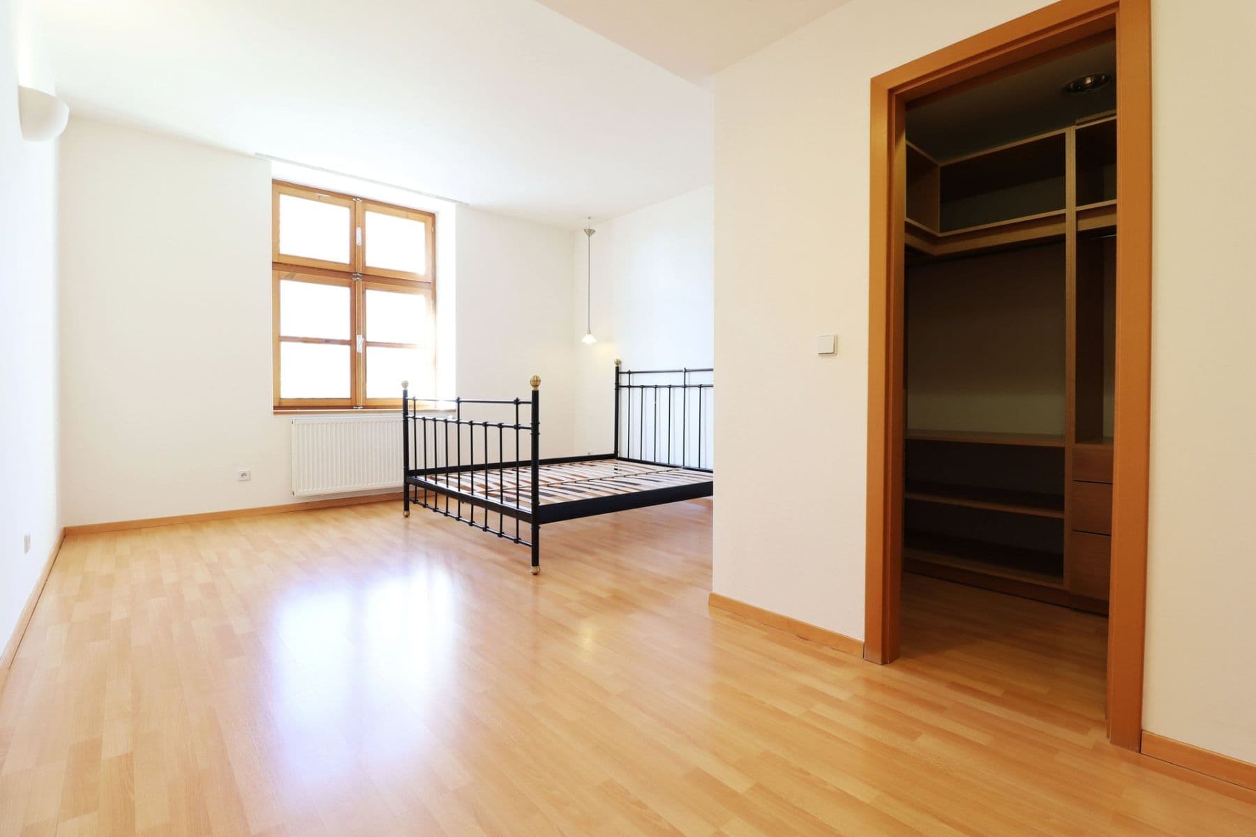 1 bedroom with open-plan kitchen flat to rent, 78 m², Dělnická, Prague, Prague 1 bedroom with open-plan kitchen flat to rent, 78 m², Dělnická, Prague, Prague
