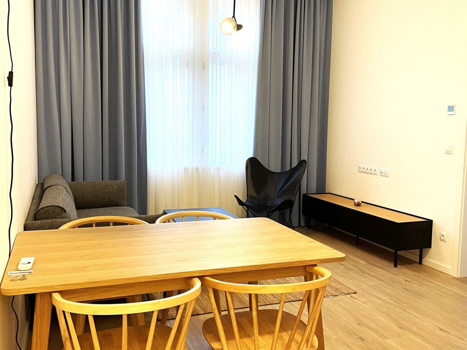 1 bedroom with open-plan kitchen flat to rent, 46 m², Chodská, Prague, Prague 1 bedroom with open-plan kitchen flat to rent, 46 m², Chodská, Prague, Prague