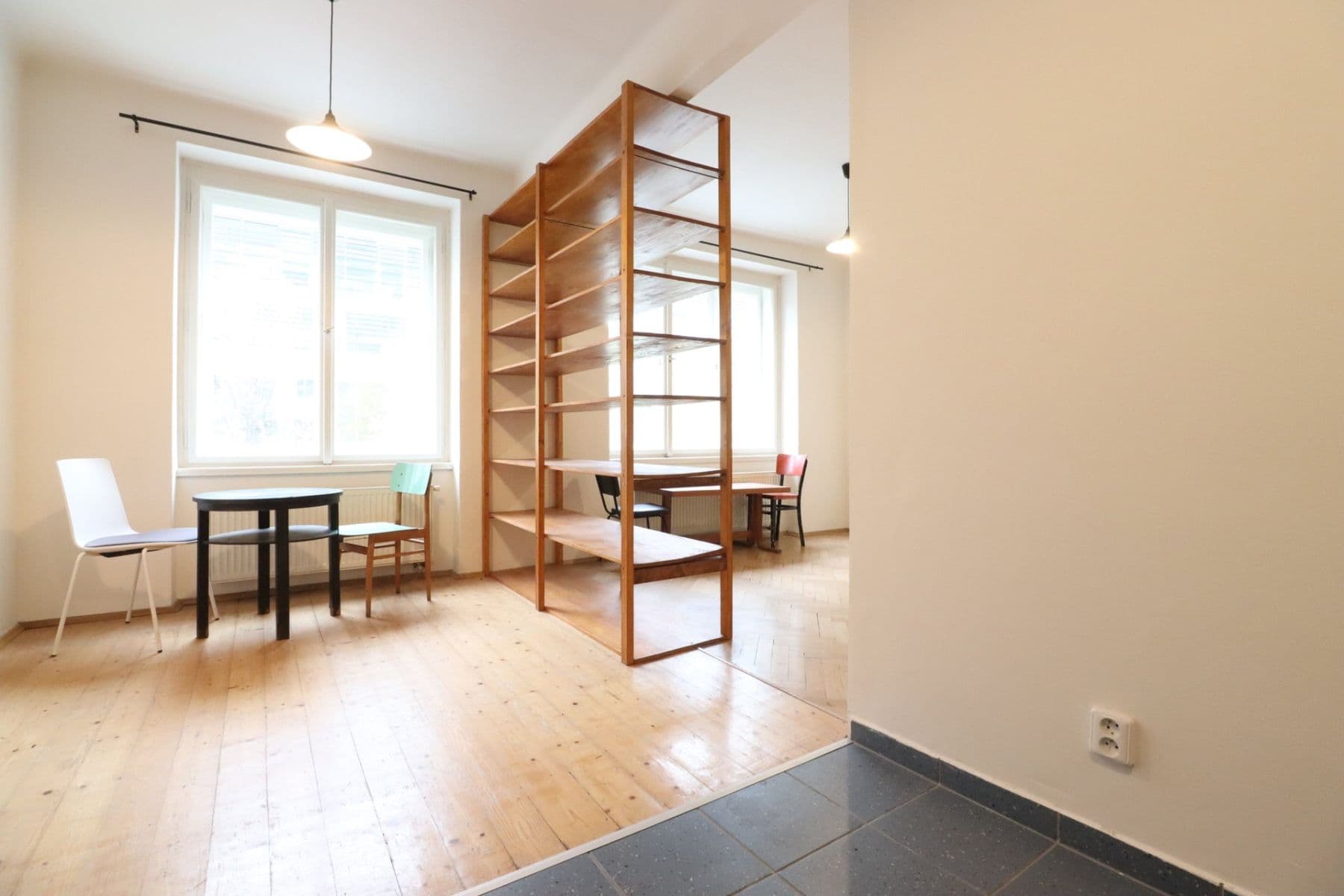 Studio flat to rent, 42 m², U parního mlýna, Prague, Prague Studio flat to rent, 42 m², U parního mlýna, Prague, Prague