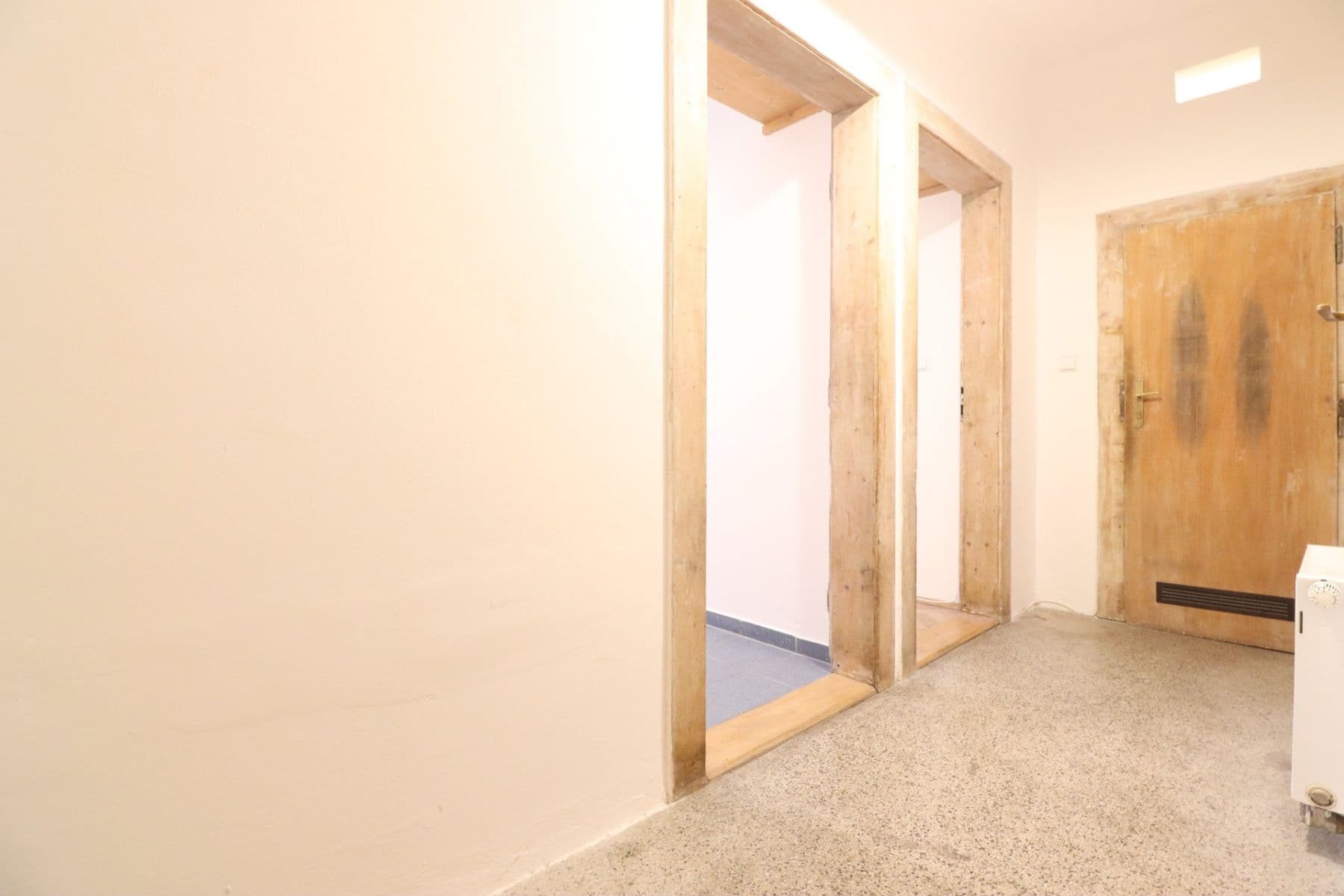 Studio flat to rent, 42 m², U parního mlýna, Prague, Prague Studio flat to rent, 42 m², U parního mlýna, Prague, Prague