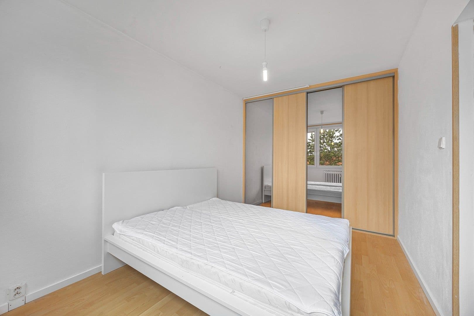 1 bedroom with open-plan kitchen flat to rent, 44 m², Kunešova, Prague, Prague 1 bedroom with open-plan kitchen flat to rent, 44 m², Kunešova, Prague, Prague