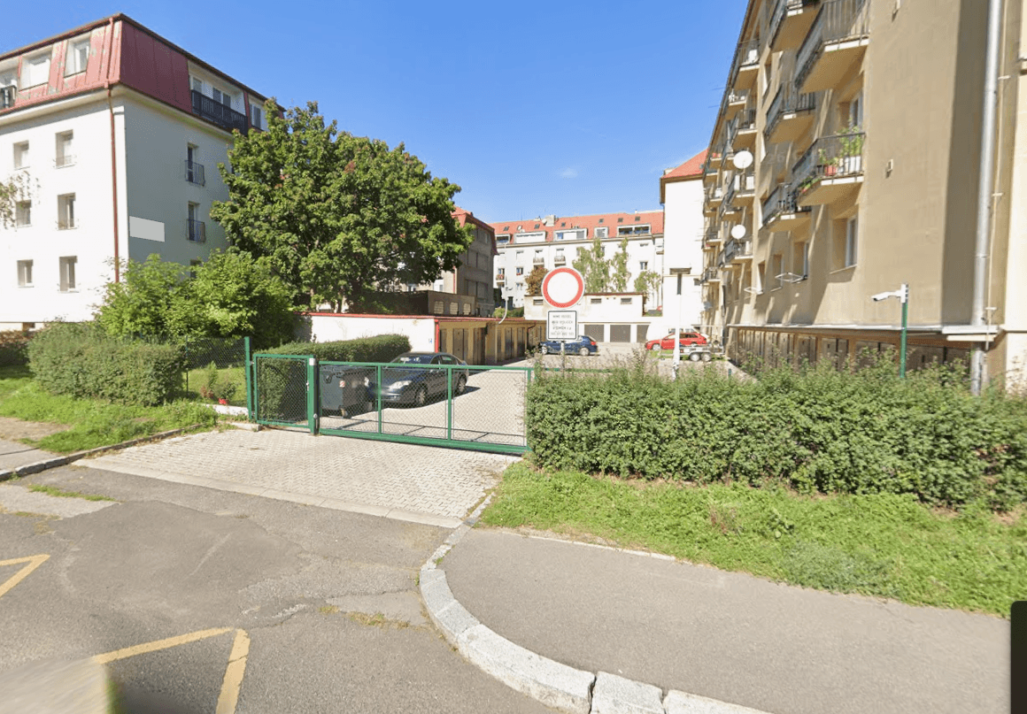 garage to rent, 14 m², K Lánu, Prague, Prague garage to rent, 14 m², K Lánu, Prague, Prague