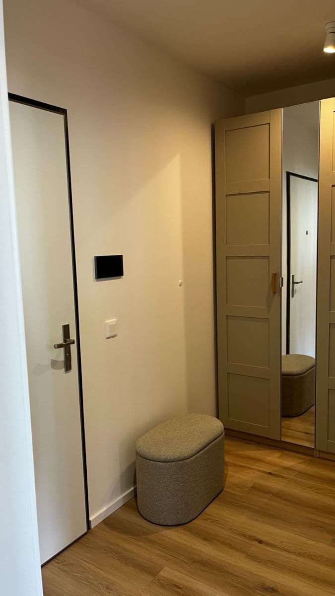 Studio flat to rent, 35 m², Waltariho, Prague, Prague Studio flat to rent, 35 m², Waltariho, Prague, Prague