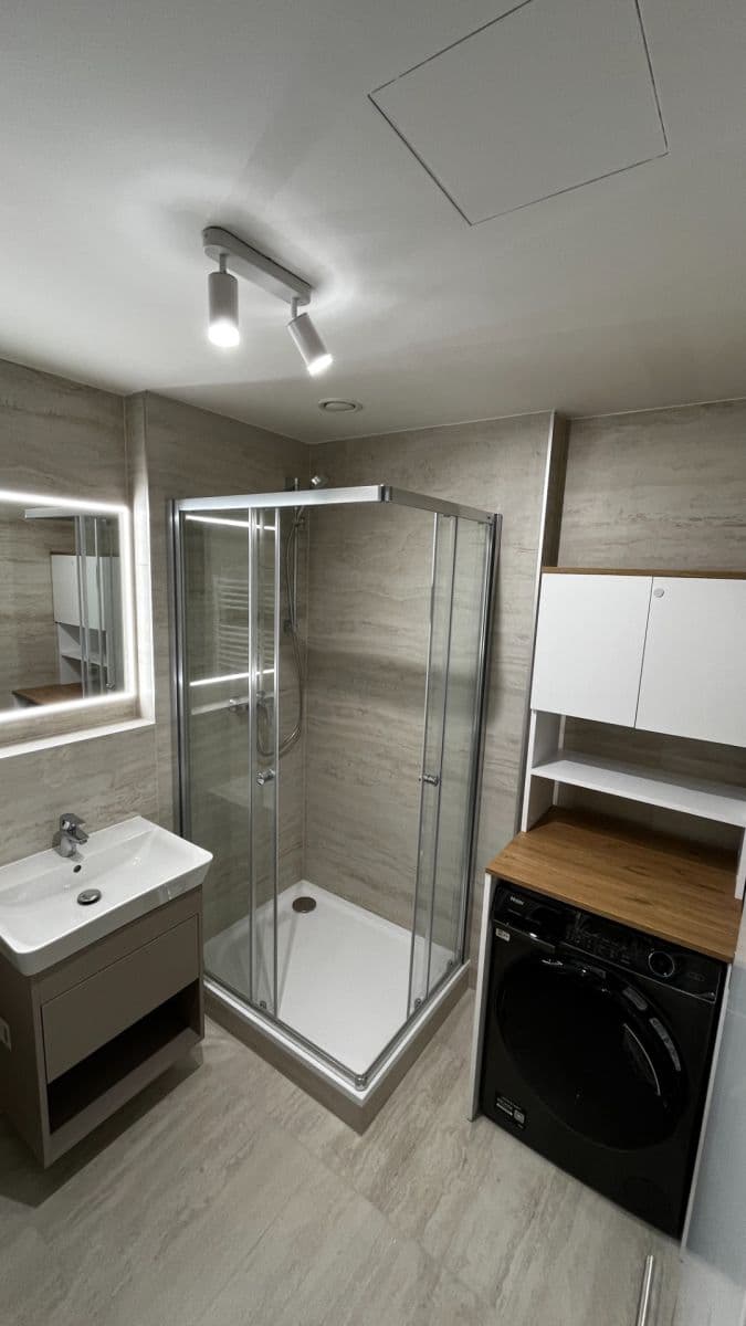 Studio flat to rent, 35 m², Waltariho, Prague, Prague Studio flat to rent, 35 m², Waltariho, Prague, Prague