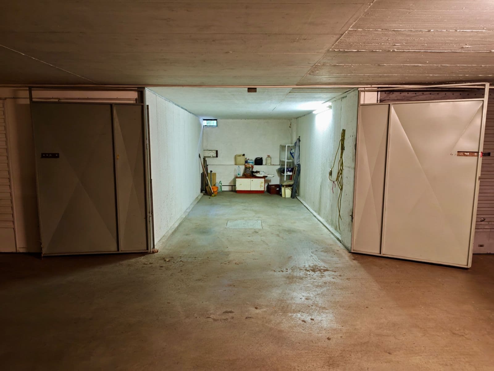 garage to rent, 20 m², Famfulíkova, Prague, Prague garage to rent, 20 m², Famfulíkova, Prague, Prague
