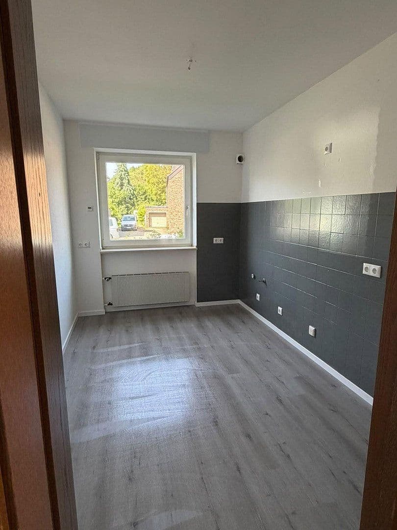 3 bedroom flat to rent, 98 m², Eilendorfer Straße 102, Aachen, North Rhine-Westphalia 3 bedroom flat to rent, 98 m², Eilendorfer Straße 102, Aachen, North Rhine-Westphalia