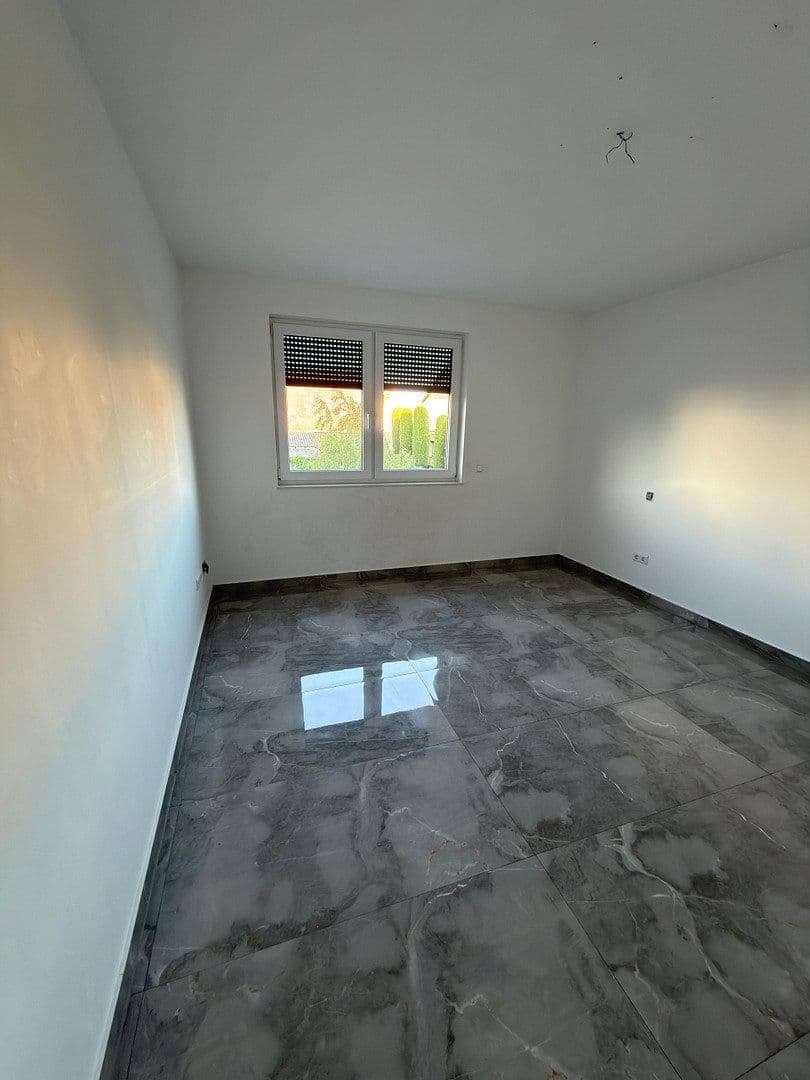 3 bedroom flat to rent, 93 m², Schifferstadt, Rhineland-Palatinate 3 bedroom flat to rent, 93 m², Schifferstadt, Rhineland-Palatinate