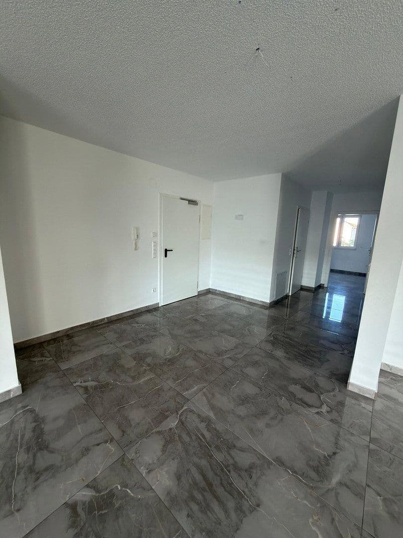 3 bedroom flat to rent, 93 m², Schifferstadt, Rhineland-Palatinate 3 bedroom flat to rent, 93 m², Schifferstadt, Rhineland-Palatinate