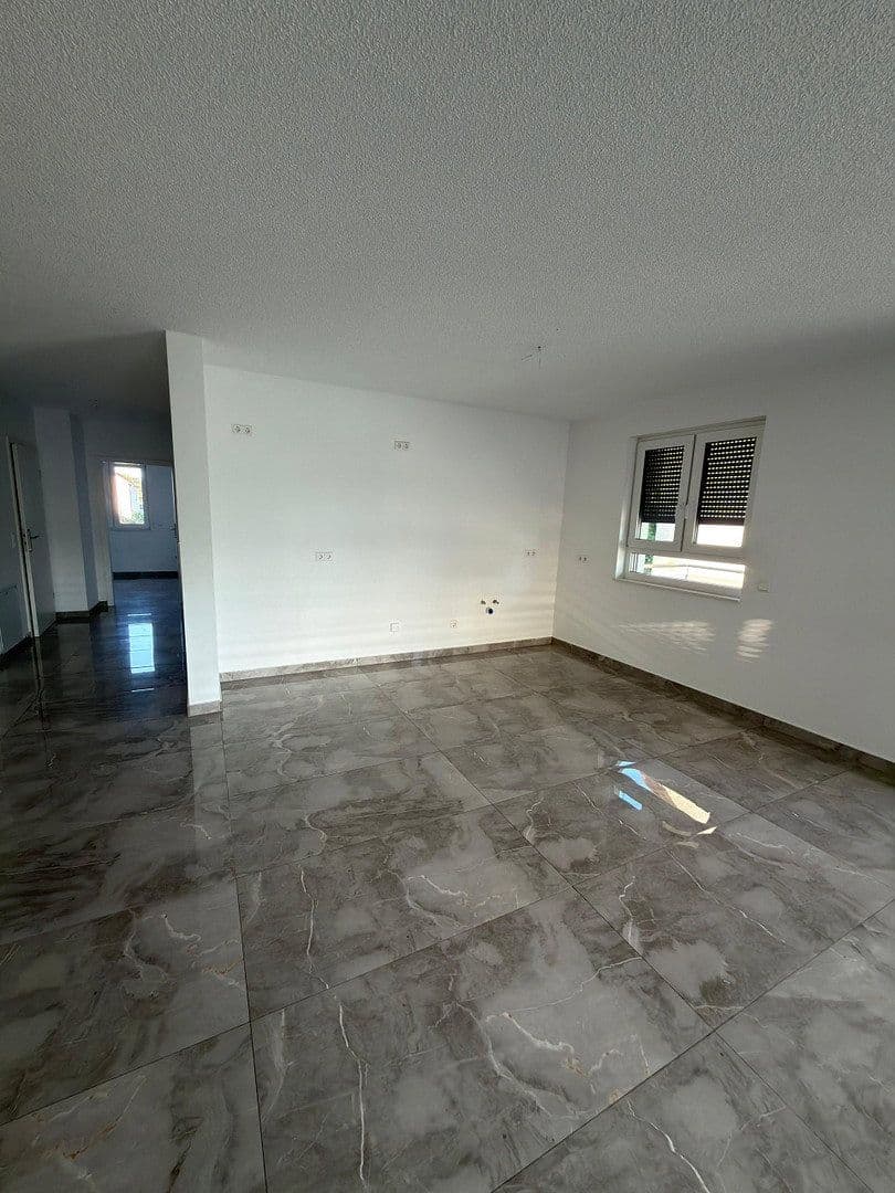 3 bedroom flat to rent, 93 m², Schifferstadt, Rhineland-Palatinate 3 bedroom flat to rent, 93 m², Schifferstadt, Rhineland-Palatinate