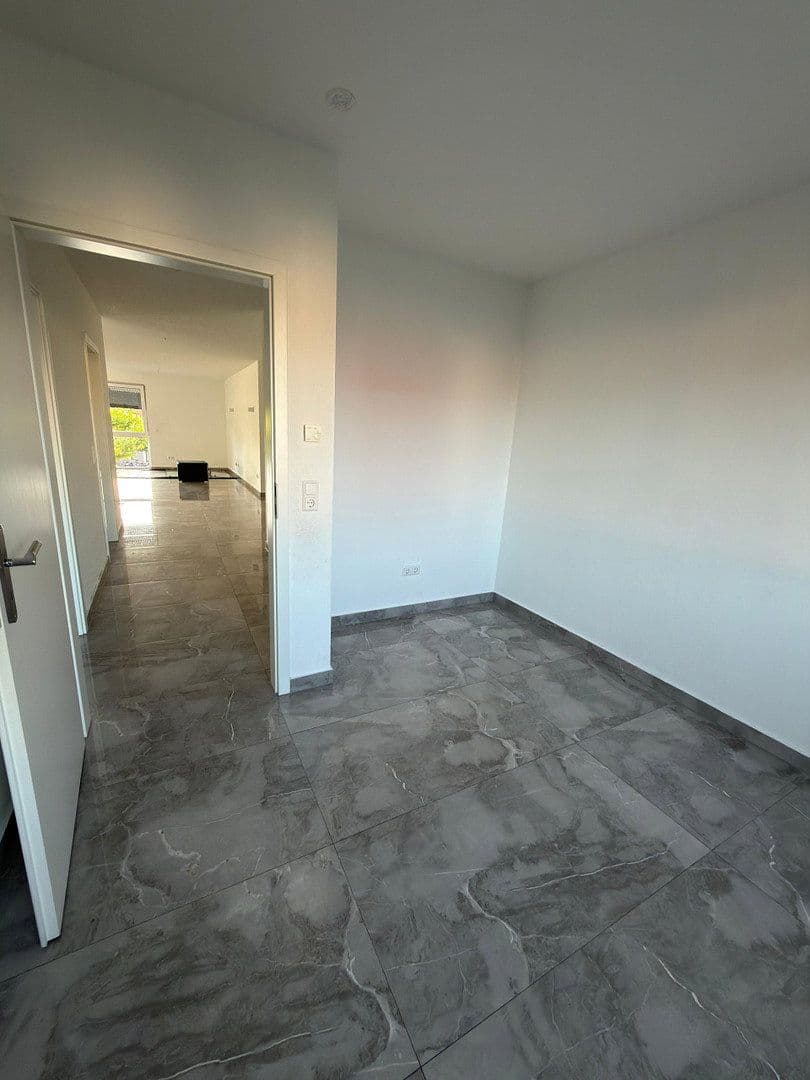 3 bedroom flat to rent, 93 m², Schifferstadt, Rhineland-Palatinate 3 bedroom flat to rent, 93 m², Schifferstadt, Rhineland-Palatinate