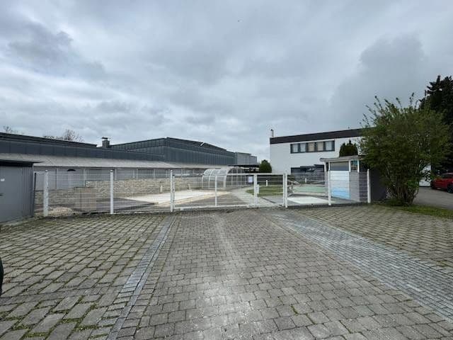 non-residential property to rent, 2,024 m², Schlierbach, Baden-Württemberg non-residential property to rent, 2,024 m², Schlierbach, Baden-Württemberg