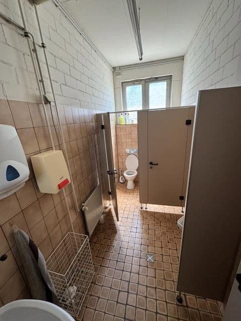 non-residential property to rent, 2,024 m², Schlierbach, Baden-Württemberg non-residential property to rent, 2,024 m², Schlierbach, Baden-Württemberg