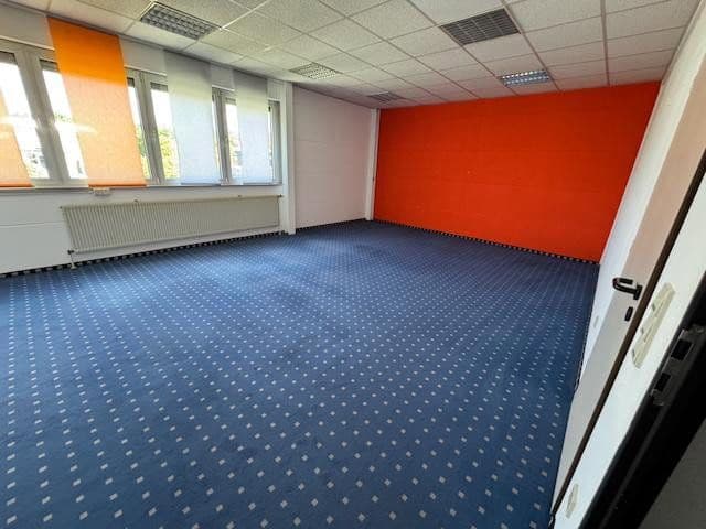 non-residential property to rent, 2,024 m², Schlierbach, Baden-Württemberg non-residential property to rent, 2,024 m², Schlierbach, Baden-Württemberg