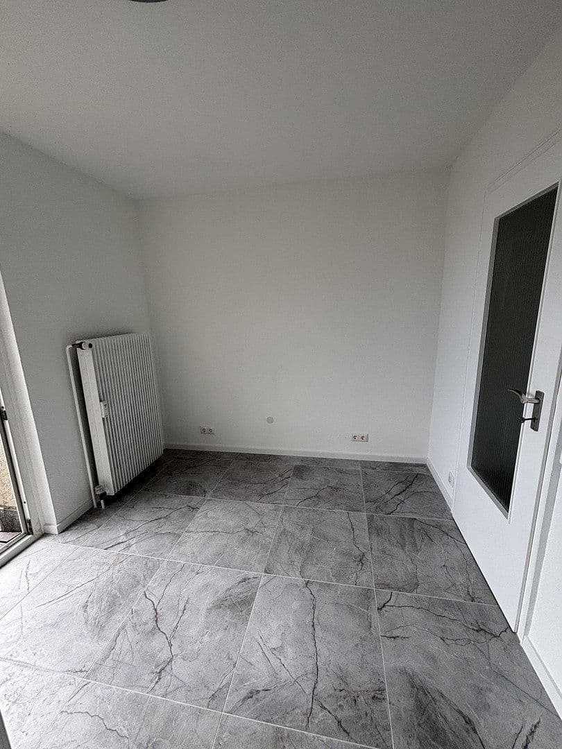 1 bedroom with open-plan kitchen flat to rent, 62 m², Lothringer Str. 07-15, Oberhausen, North Rhine-Westphalia 1 bedroom with open-plan kitchen flat to rent, 62 m², Lothringer Str. 07-15, Oberhausen, North Rhine-Westphalia