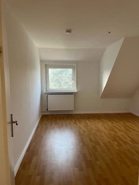3 bedroom flat to rent, 81 m², Nibourstaße 9, Hamelin, Lower Saxony 3 bedroom flat to rent, 81 m², Nibourstaße 9, Hamelin, Lower Saxony