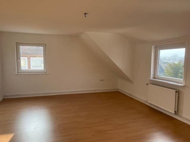 3 bedroom flat to rent, 81 m², Nibourstaße 9, Hamelin, Lower Saxony 3 bedroom flat to rent, 81 m², Nibourstaße 9, Hamelin, Lower Saxony