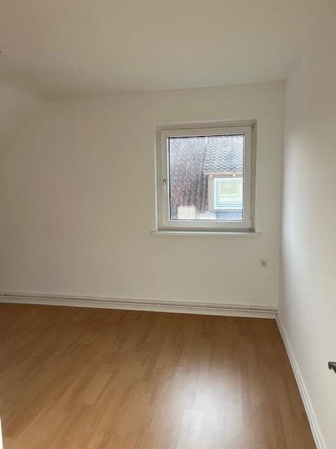 3 bedroom flat to rent, 81 m², Nibourstaße 9, Hamelin, Lower Saxony 3 bedroom flat to rent, 81 m², Nibourstaße 9, Hamelin, Lower Saxony