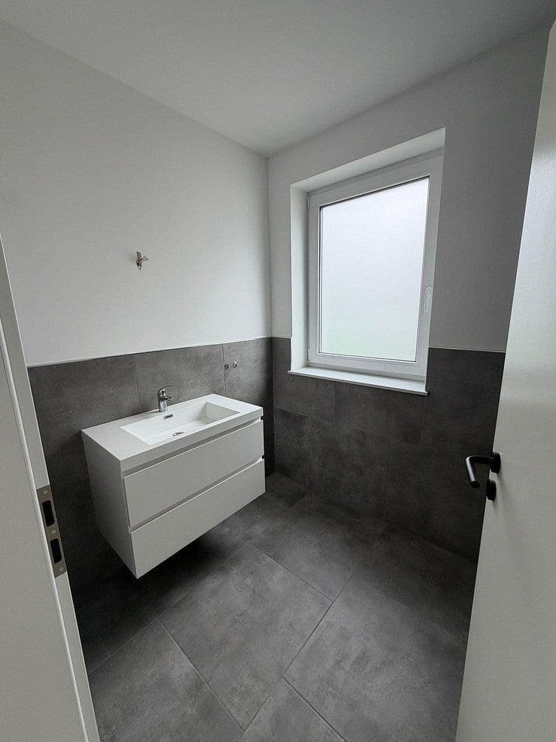 2 bedroom flat to rent, 60 m², Rhoderweg 16, Olpe, North Rhine-Westphalia 2 bedroom flat to rent, 60 m², Rhoderweg 16, Olpe, North Rhine-Westphalia
