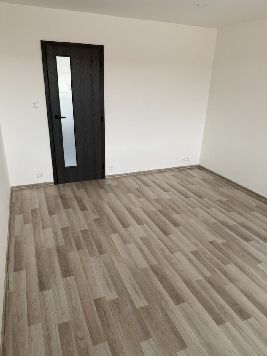 2 bedroom with open-plan kitchen flat for sale, 60 m², Brandlova, Hodonín, Jihomoravský Region 2 bedroom with open-plan kitchen flat for sale, 60 m², Brandlova, Hodonín, Jihomoravský Region