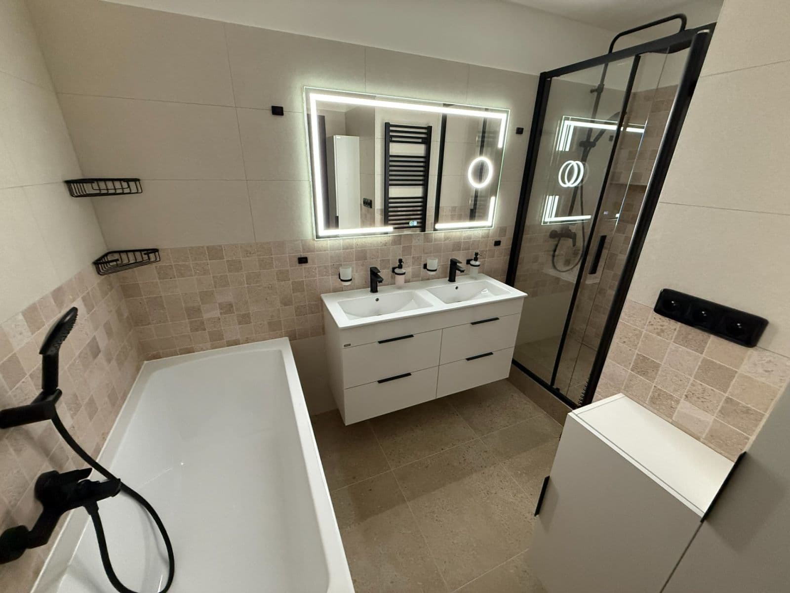 2 bedroom with open-plan kitchen flat for sale, 60 m², Brandlova, Hodonín, Jihomoravský Region 2 bedroom with open-plan kitchen flat for sale, 60 m², Brandlova, Hodonín, Jihomoravský Region