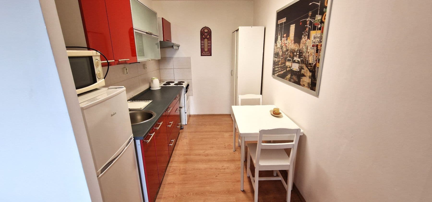 2 bedroom with open-plan kitchen flat to rent, 66 m², Klírova, Prague, Prague 2 bedroom with open-plan kitchen flat to rent, 66 m², Klírova, Prague, Prague