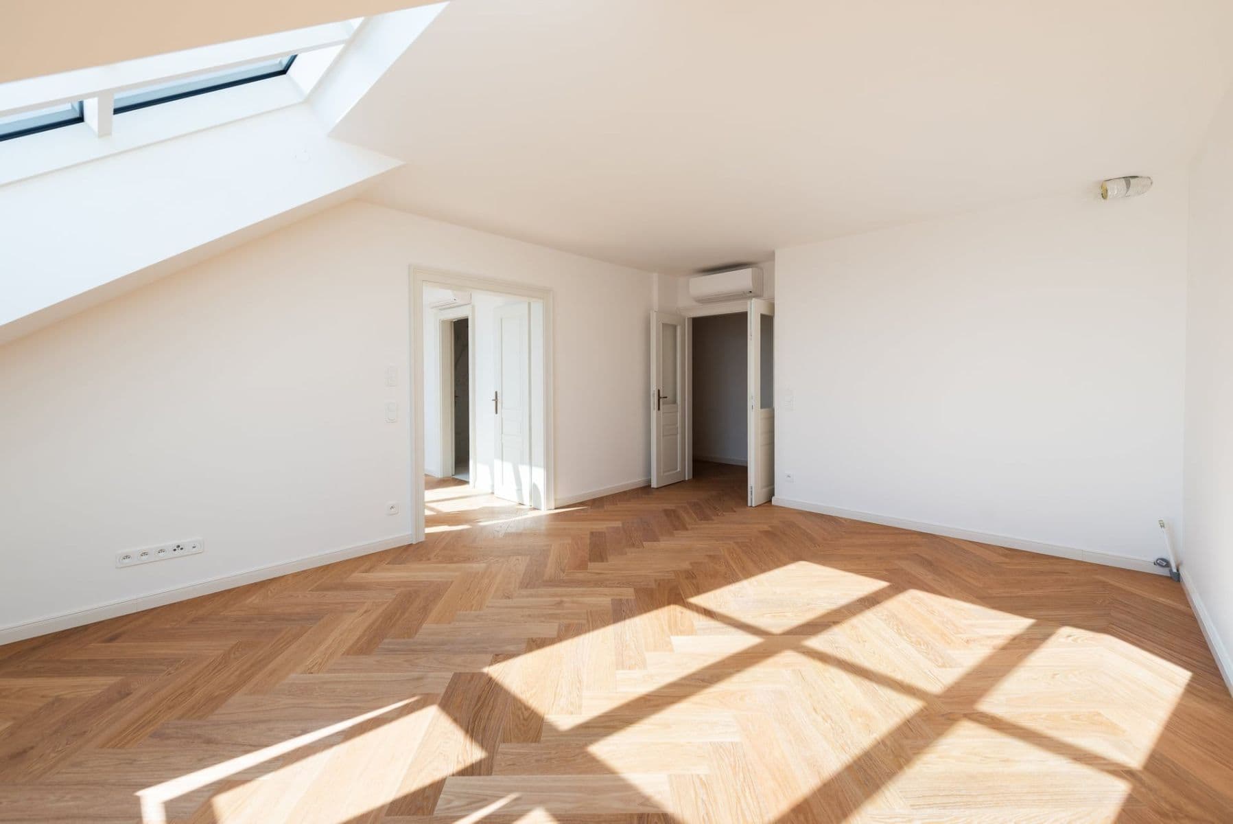 1 bedroom with open-plan kitchen flat for sale, 56 m², Polská, Prague, Prague 1 bedroom with open-plan kitchen flat for sale, 56 m², Polská, Prague, Prague