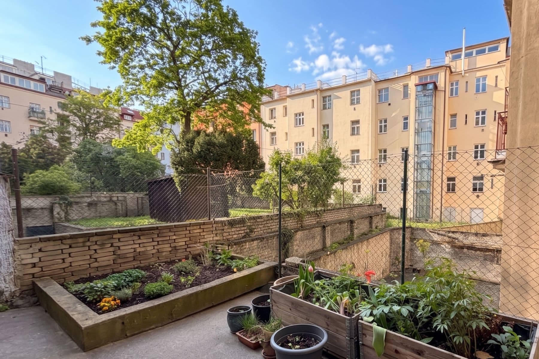 2 bedroom with open-plan kitchen flat for sale, 74 m², Madridská, Prague, Prague 2 bedroom with open-plan kitchen flat for sale, 74 m², Madridská, Prague, Prague