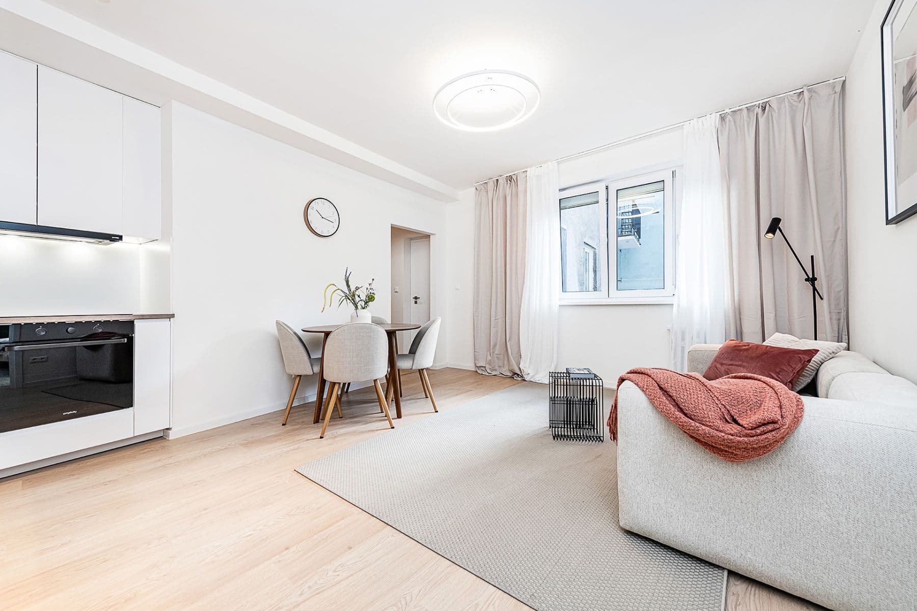 2 bedroom with open-plan kitchen flat for sale, 74 m², Madridská, Prague, Prague 2 bedroom with open-plan kitchen flat for sale, 74 m², Madridská, Prague, Prague