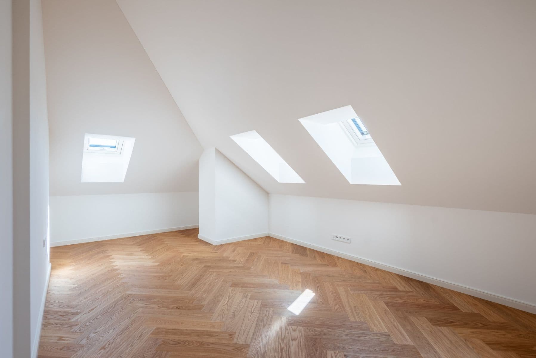 1 bedroom with open-plan kitchen flat for sale, 97 m², Polská, Prague, Prague 1 bedroom with open-plan kitchen flat for sale, 97 m², Polská, Prague, Prague