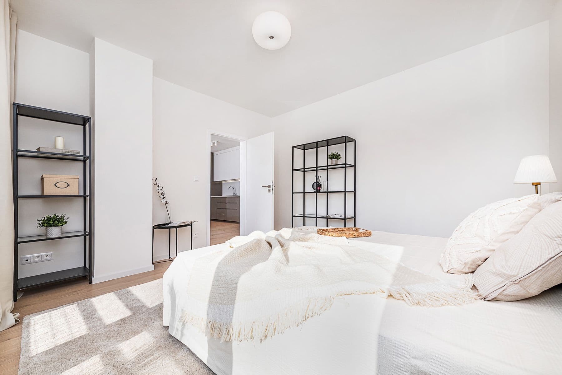 2 bedroom with open-plan kitchen flat for sale, 87 m², Komunardů, Prague, Prague 2 bedroom with open-plan kitchen flat for sale, 87 m², Komunardů, Prague, Prague