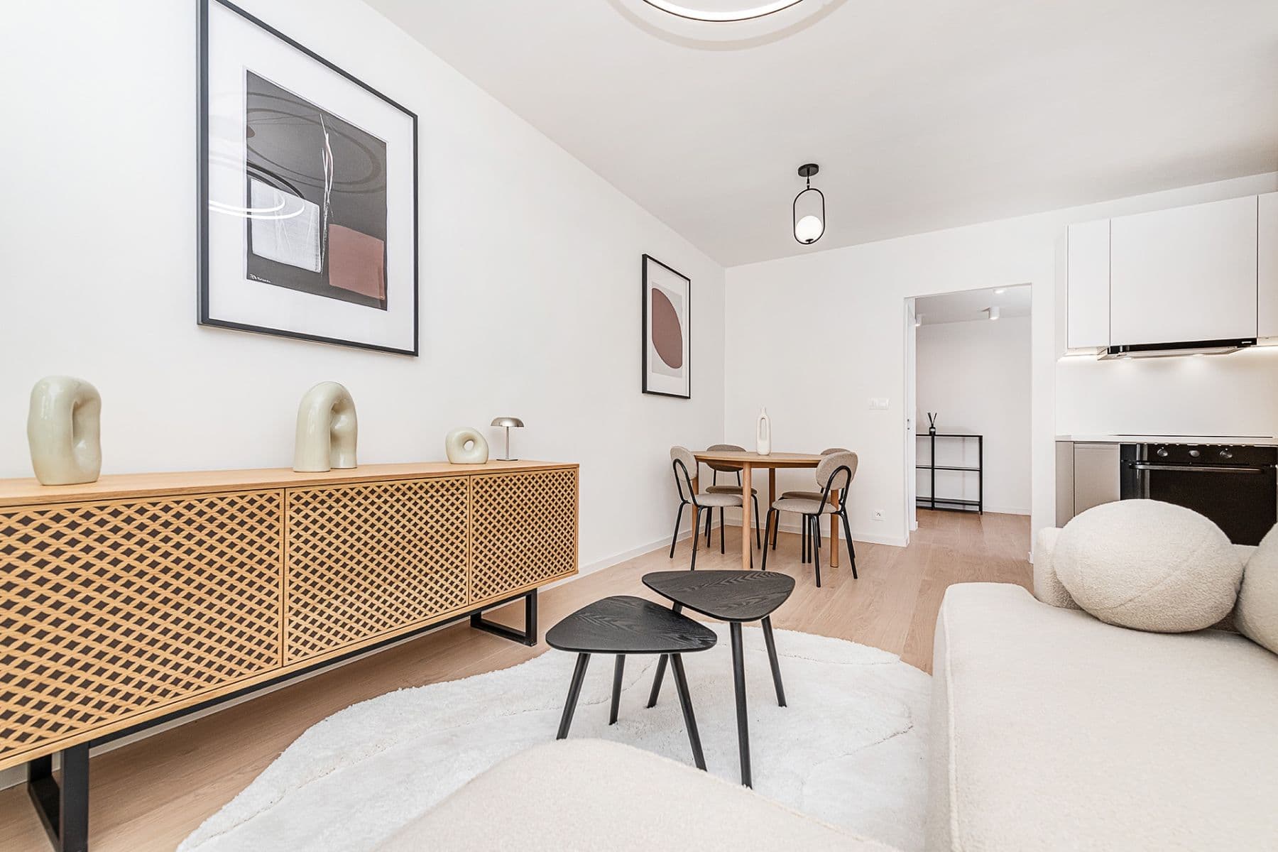 2 bedroom with open-plan kitchen flat for sale, 87 m², Komunardů, Prague, Prague 2 bedroom with open-plan kitchen flat for sale, 87 m², Komunardů, Prague, Prague