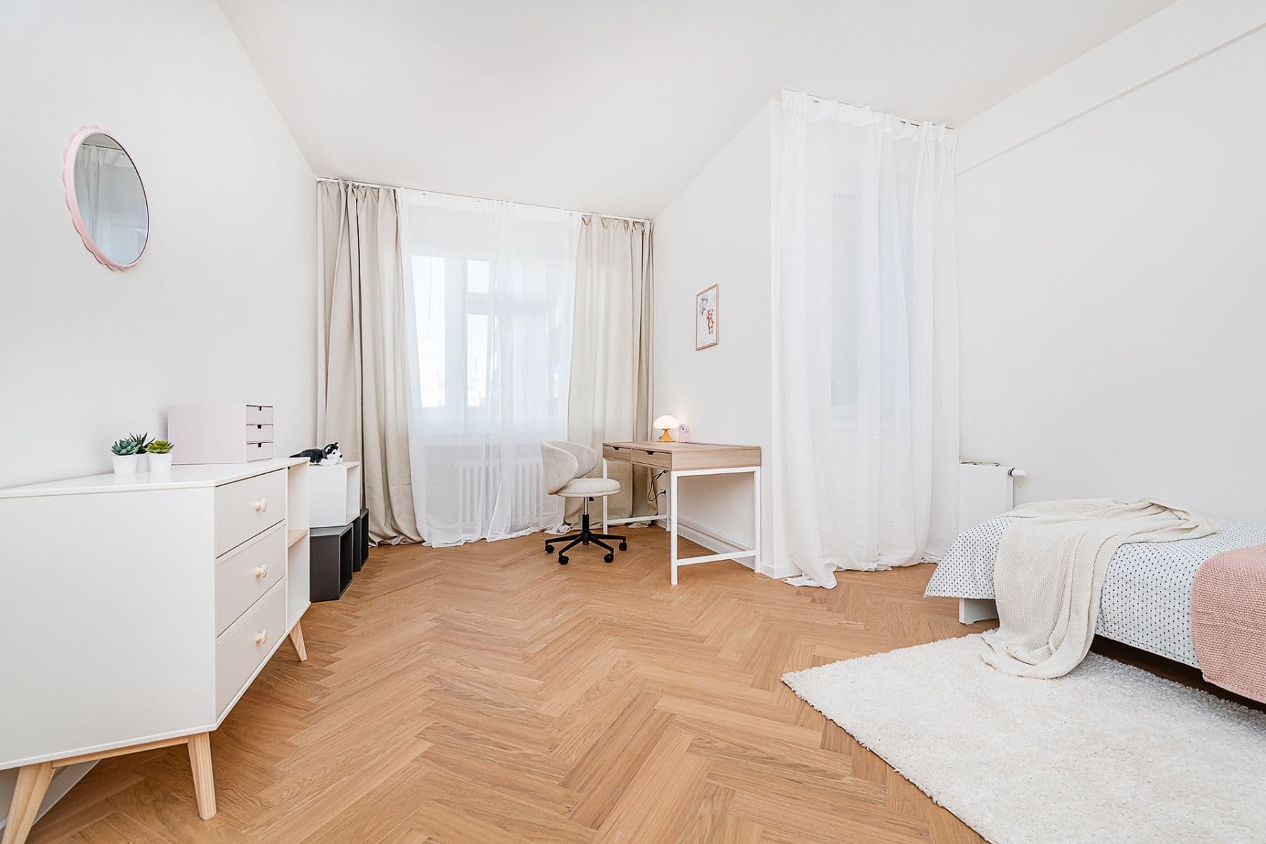 2 bedroom with open-plan kitchen flat for sale, 90 m², Komunardů, Prague, Prague 2 bedroom with open-plan kitchen flat for sale, 90 m², Komunardů, Prague, Prague