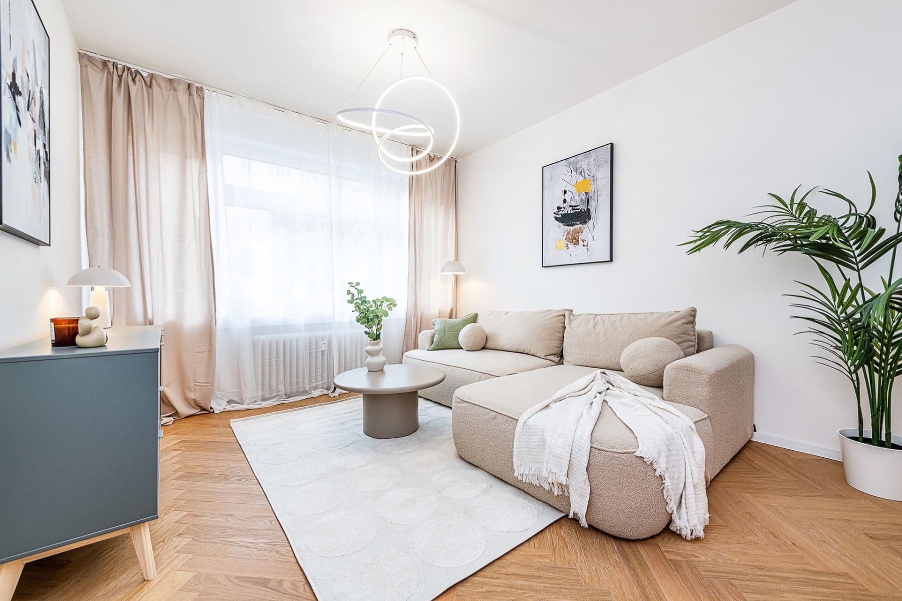 2 bedroom with open-plan kitchen flat for sale, 90 m², Komunardů, Prague, Prague 2 bedroom with open-plan kitchen flat for sale, 90 m², Komunardů, Prague, Prague