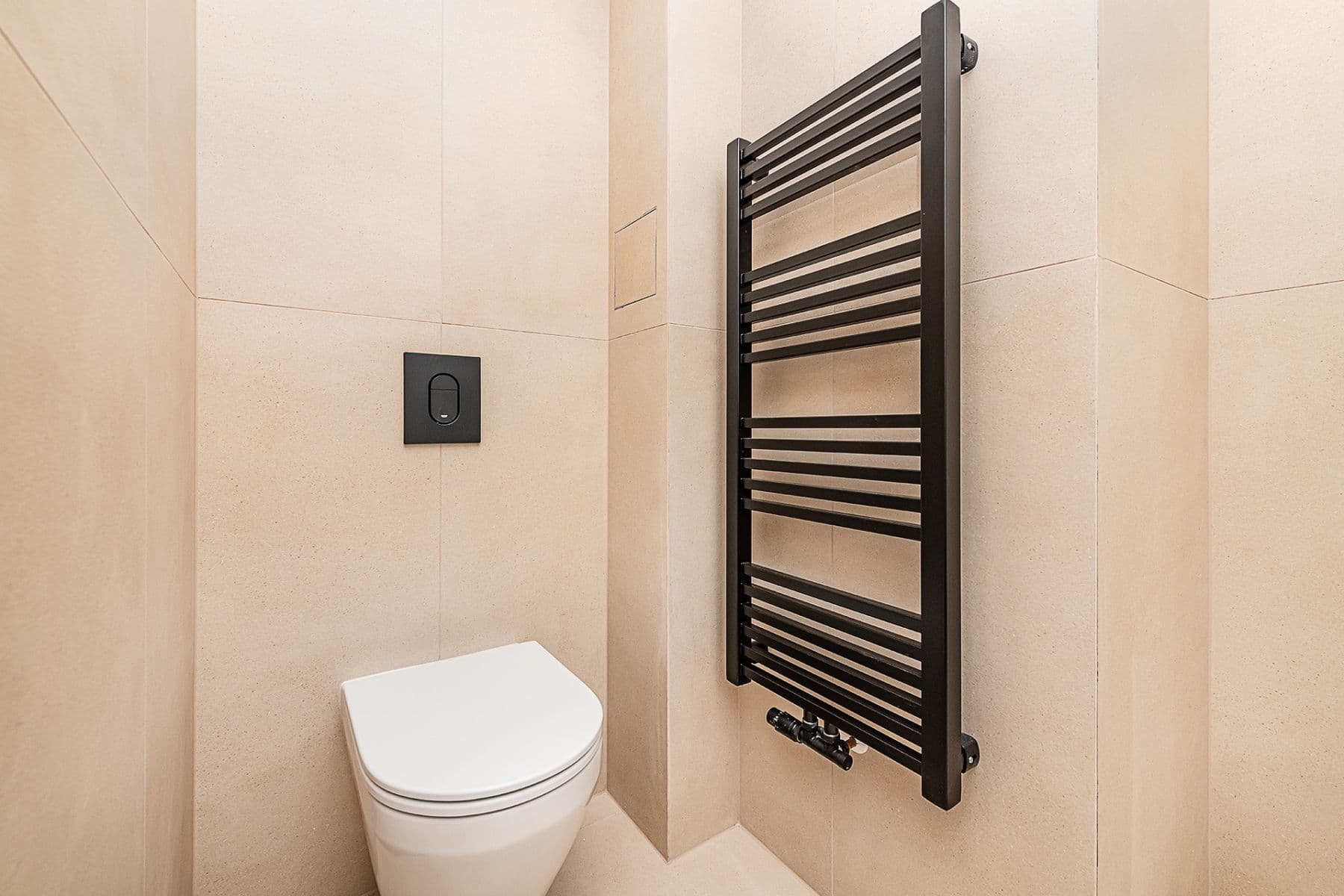 2 bedroom with open-plan kitchen flat for sale, 90 m², Komunardů, Prague, Prague 2 bedroom with open-plan kitchen flat for sale, 90 m², Komunardů, Prague, Prague