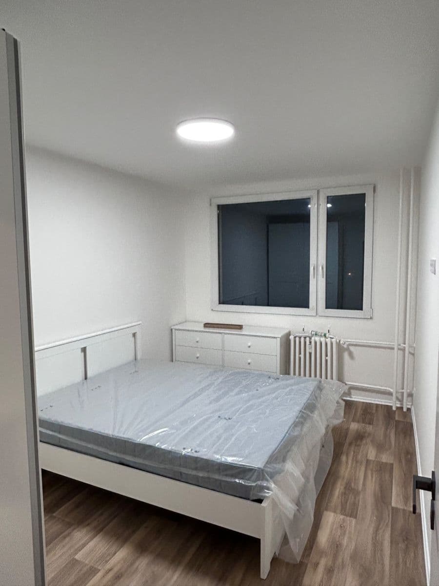 2 bedroom with open-plan kitchen flat to rent, 73 m², Markušova, Prague, Prague 2 bedroom with open-plan kitchen flat to rent, 73 m², Markušova, Prague, Prague