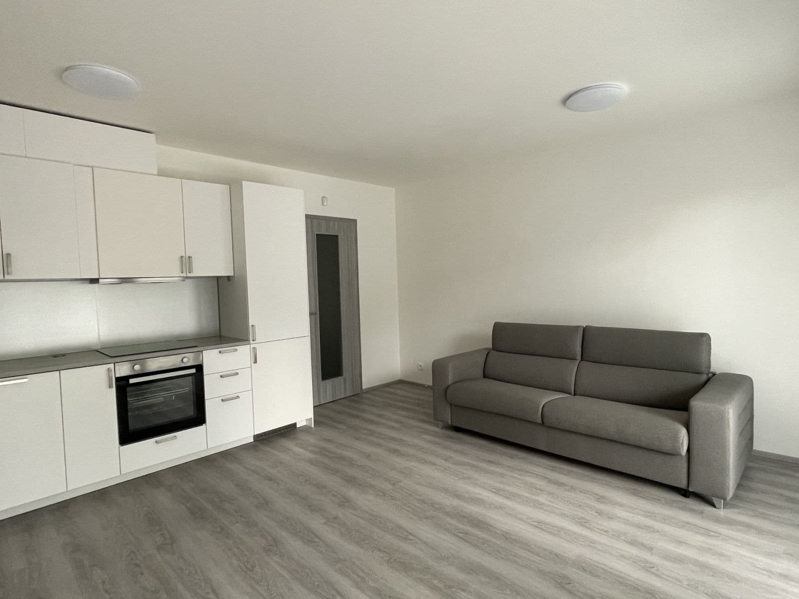 Studio flat to rent, 31 m², Klapálkova, Prague, Prague Studio flat to rent, 31 m², Klapálkova, Prague, Prague