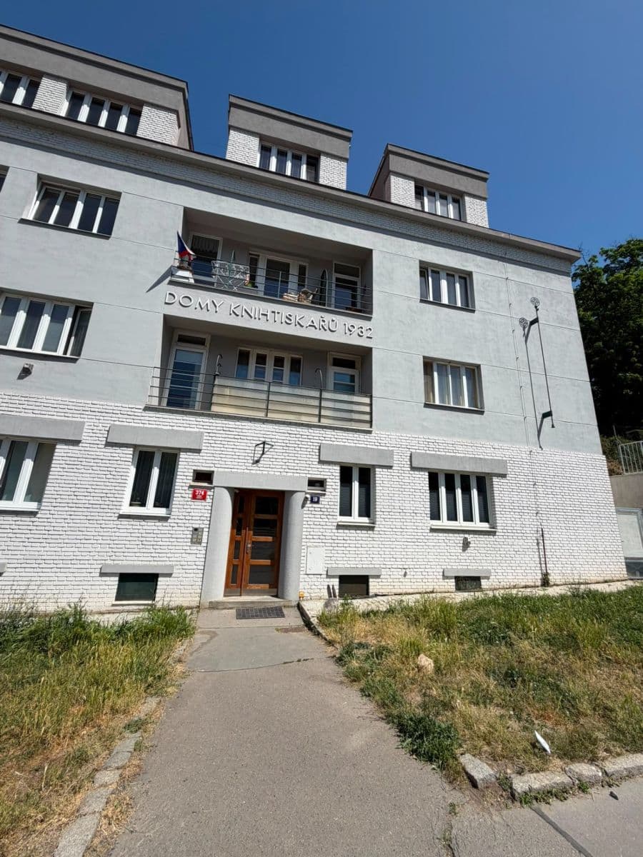 Studio flat for sale, 52 m², Jeremenkova, Prague, Prague Studio flat for sale, 52 m², Jeremenkova, Prague, Prague
